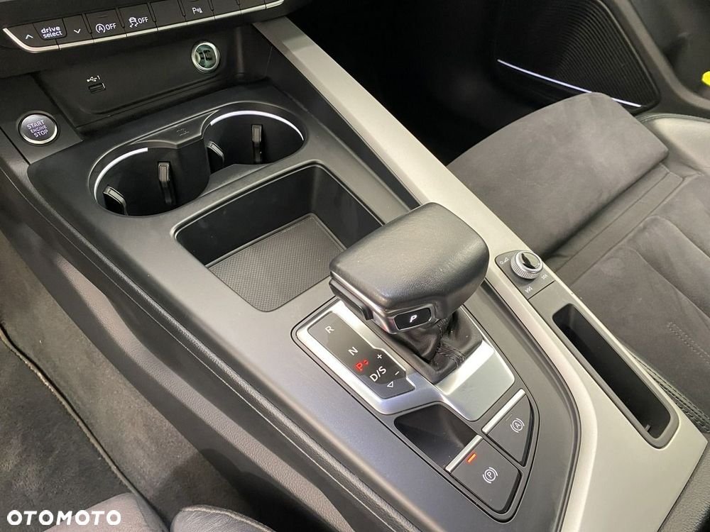 Audi A5 Limousine - 23