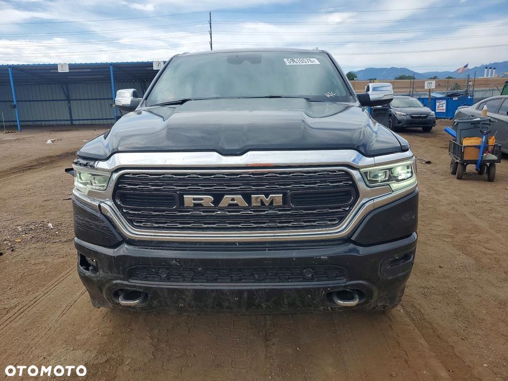 RAM 1500 5.7 Crew Cab Limited - 5