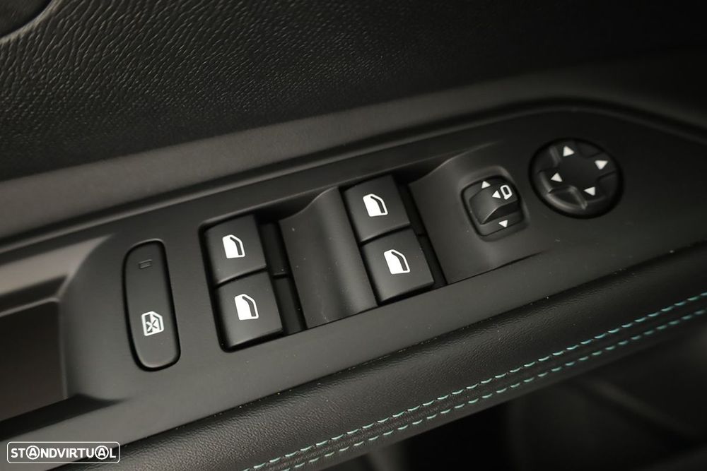 Peugeot 3008 1.6 Hybrid Allure Pack e-EAT8 - 21