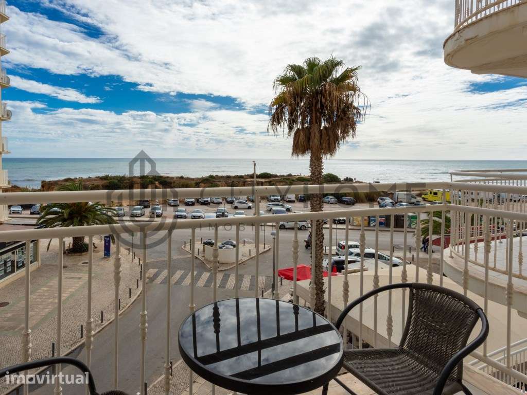 Apartamento T2 Frente Mar - Grande imagem: 2/21