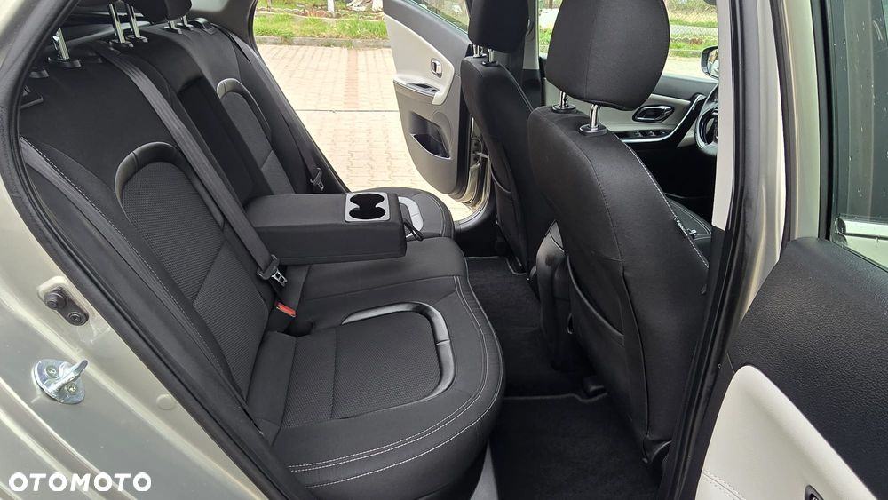 Kia Ceed 1.6 GDI Platinum Edition - 10