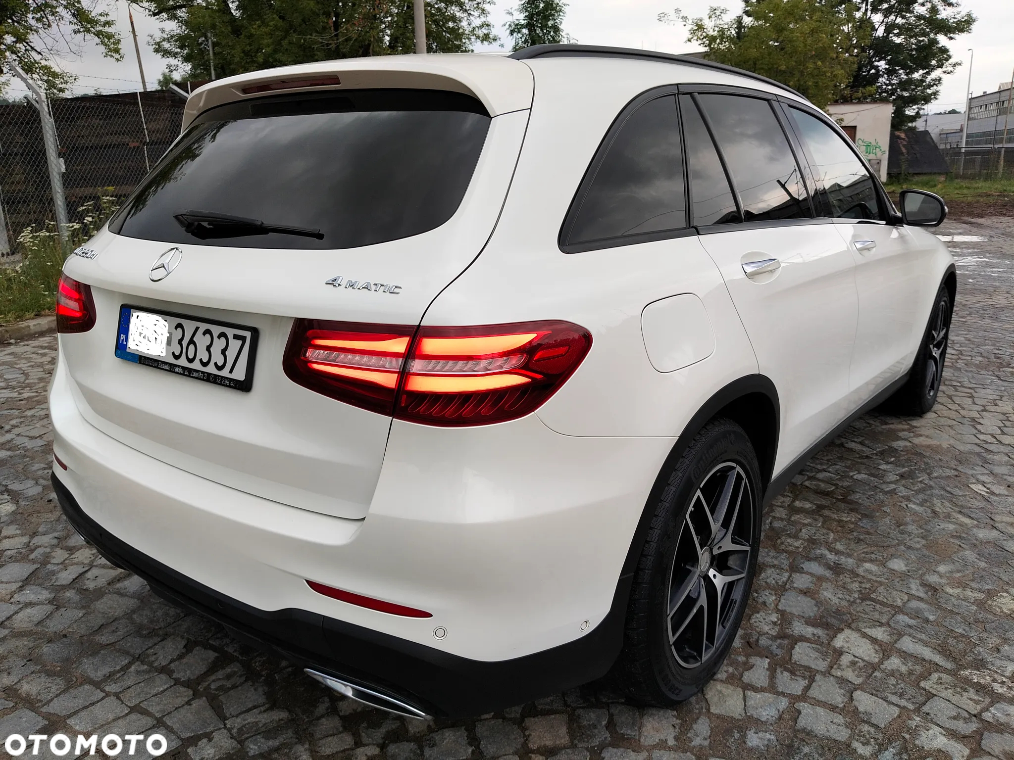 Mercedes-Benz GLC 220 d 4-Matic - 2