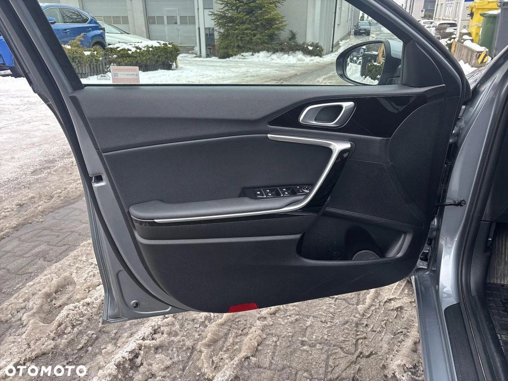 Kia Ceed 1.5 T-GDI Tribute - 11