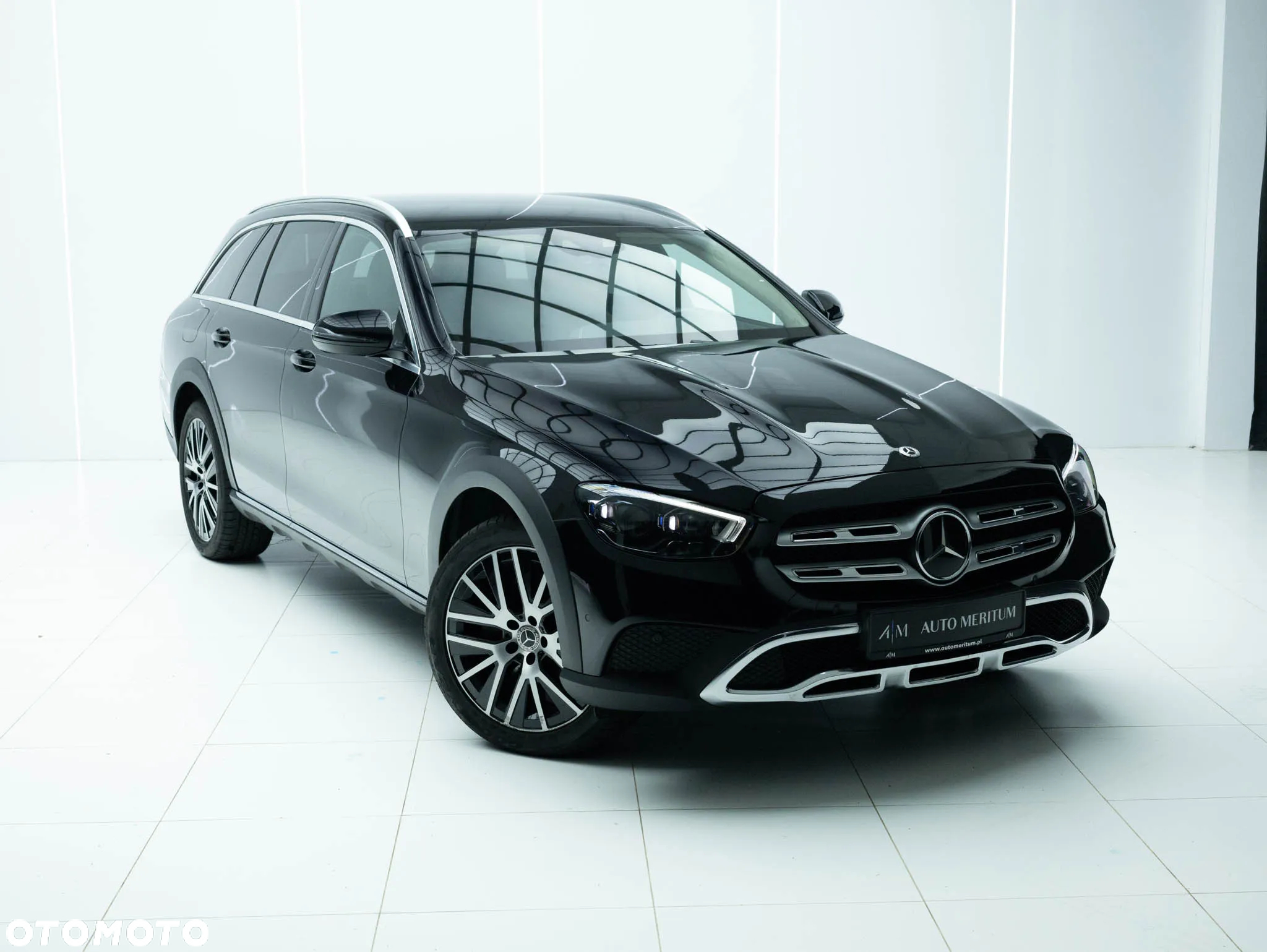Mercedes-Benz Klasa E 220 d 4-Matic All-Terrain Avantgarde - 2