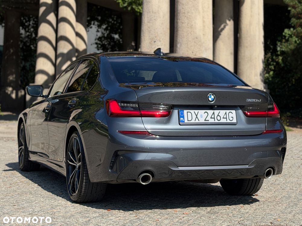 BMW Seria 3 320d Edition M Sport Shadow - 9
