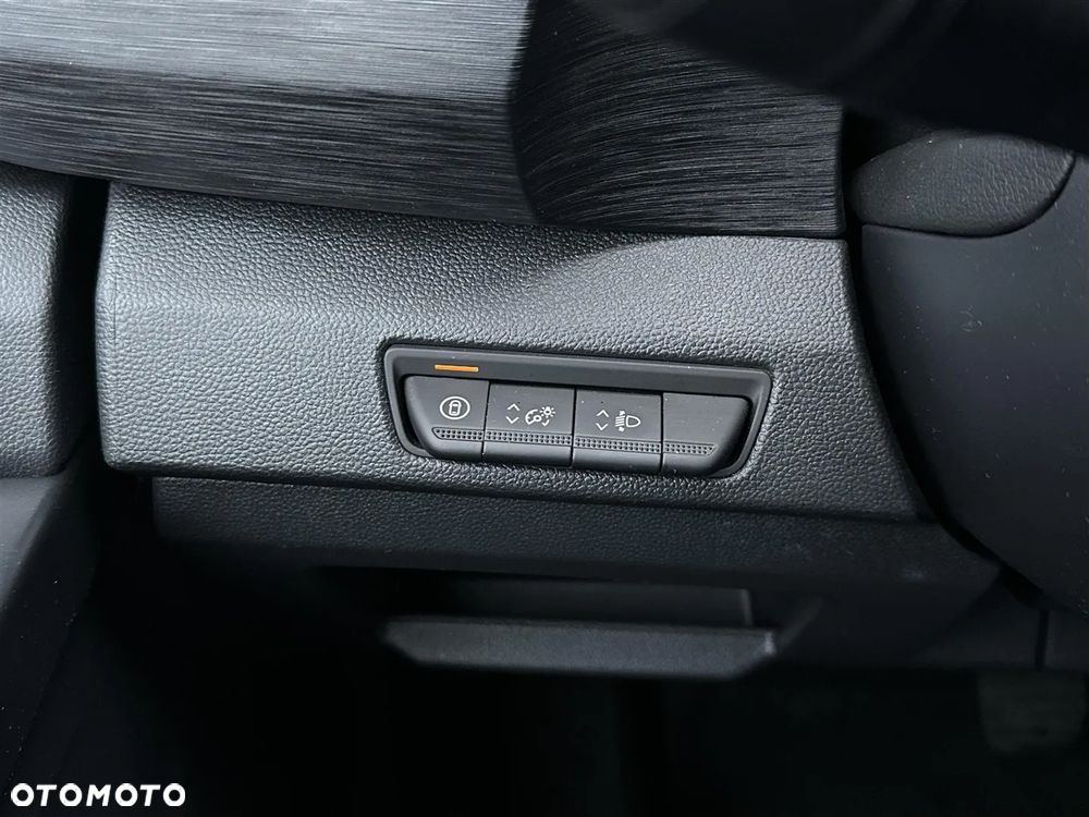 Renault Trafic 2.0 dCi EDC - 19