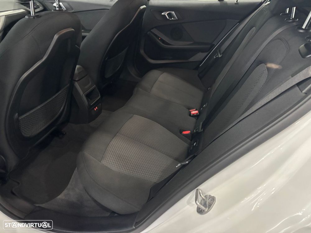 BMW 116 d Corporate Edition Auto - 10