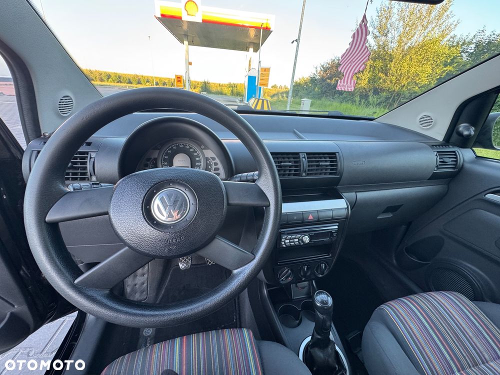 Volkswagen Fox - 8