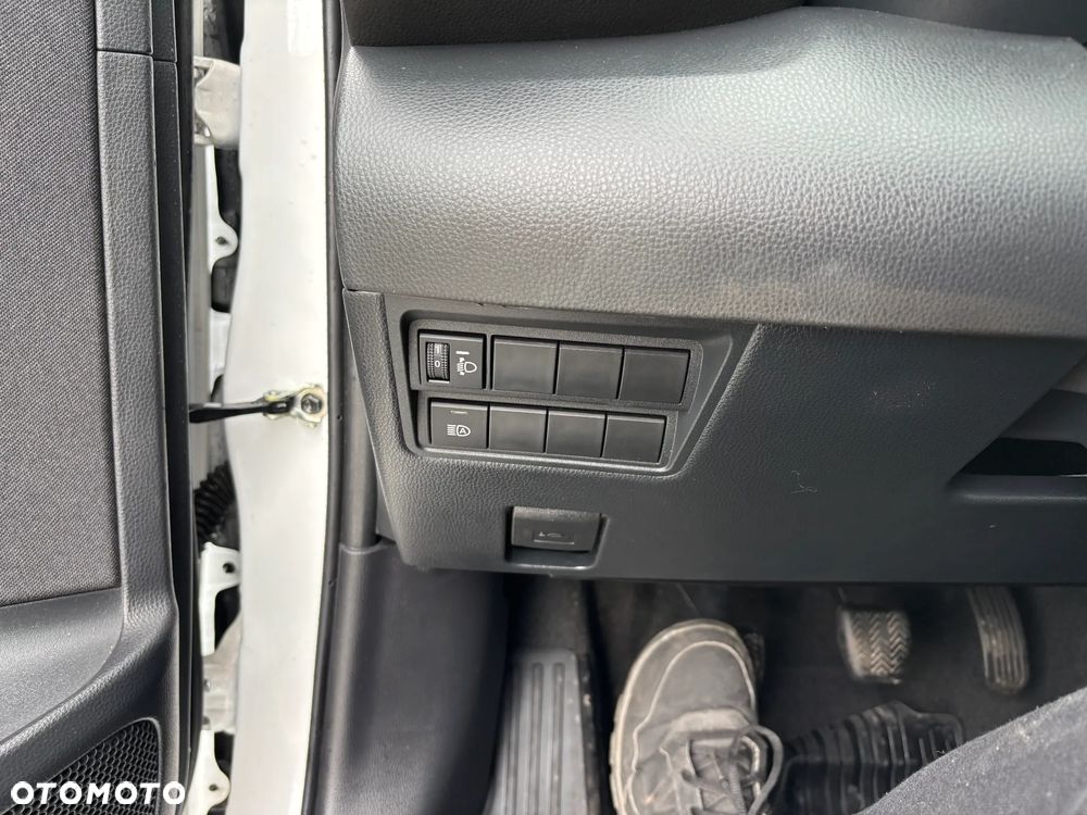 Toyota Yaris 1.5 Style - 9