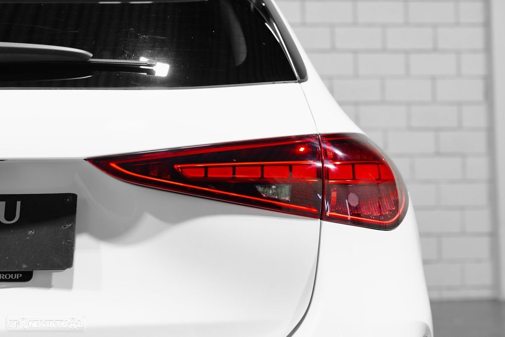 Mercedes-Benz C 300 e AMG Line - 43