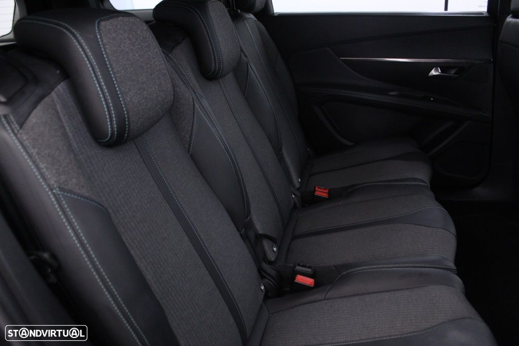 Peugeot 5008 1.2 PureTech Allure Pack EAT8 - 15