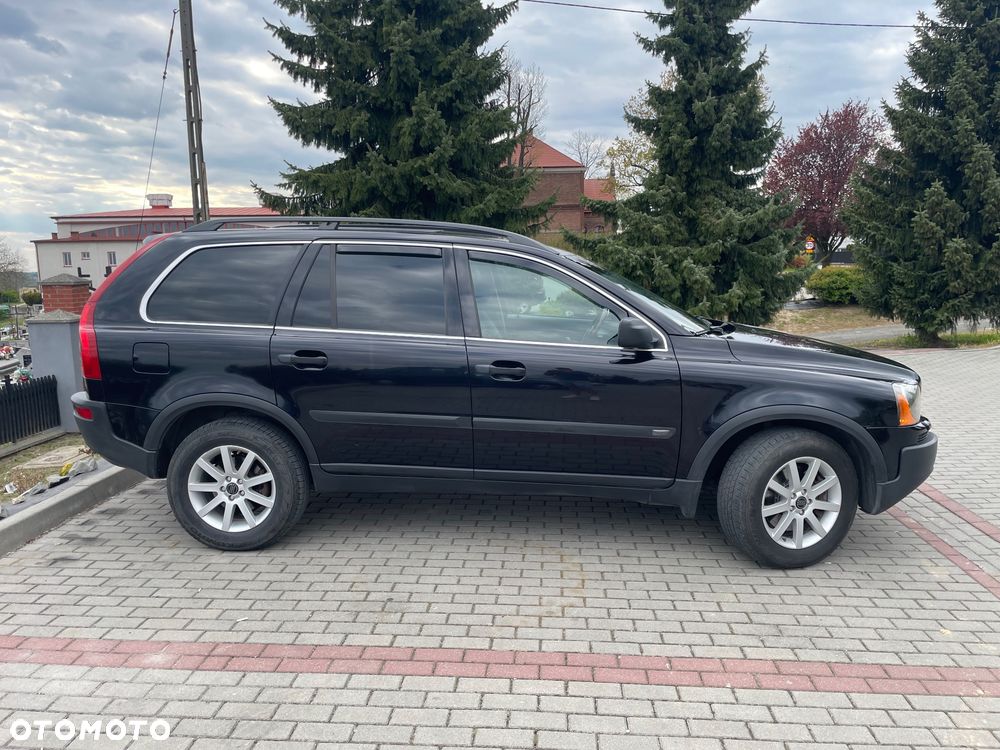 Volvo XC 90 D5 AWD Momentum - 4