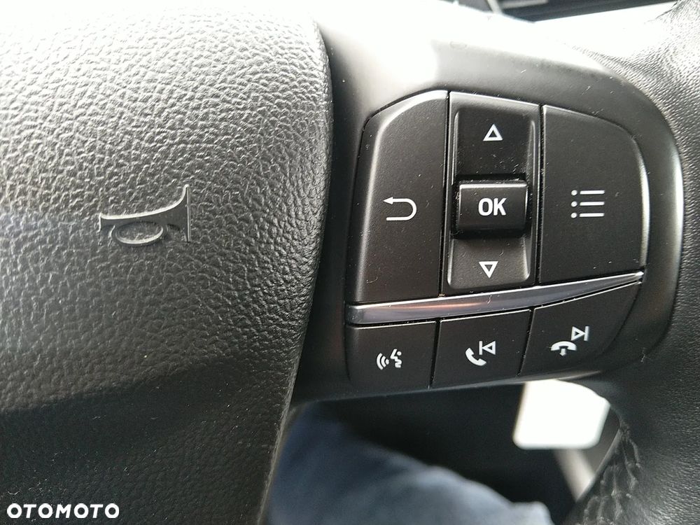 Ford Focus 1.0 EcoBoost Active Business - 17