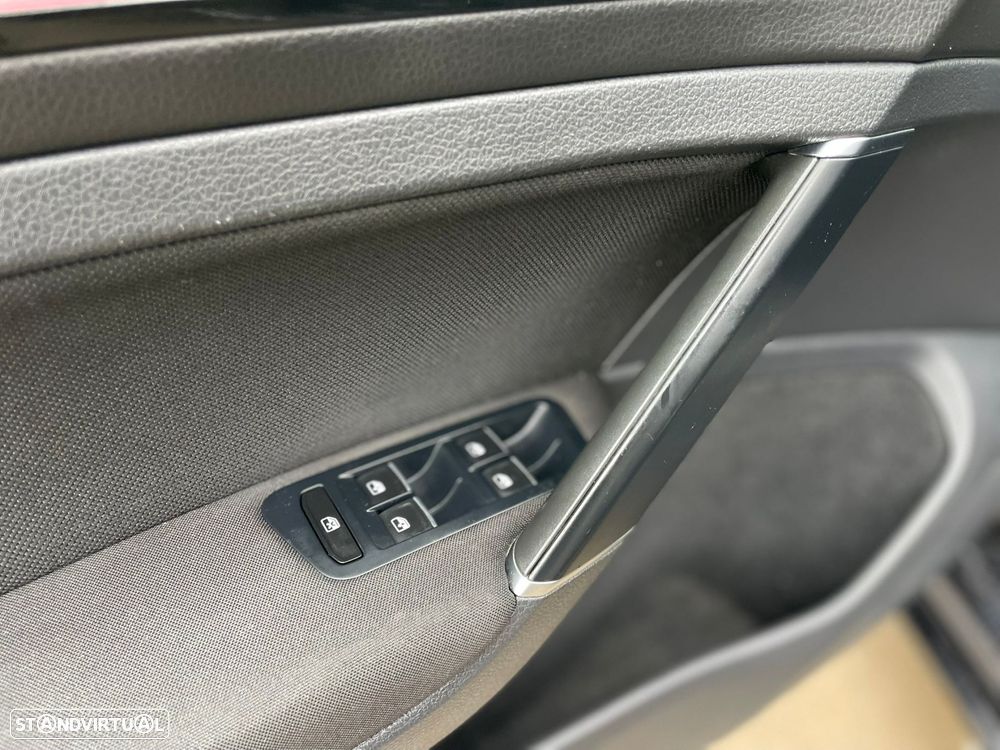 VW Golf 2.0 TSi GTi DSG Performance - 17