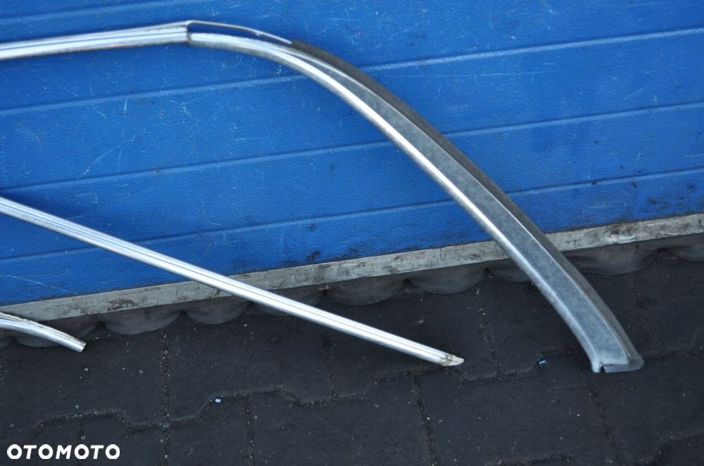 MERCEDES W123 LISTWA DACHU DACHOWA KOMPLET - 7