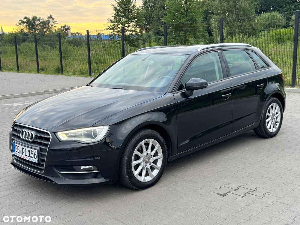 Audi A3 Sportback 1.6 TDI Attraction - 6