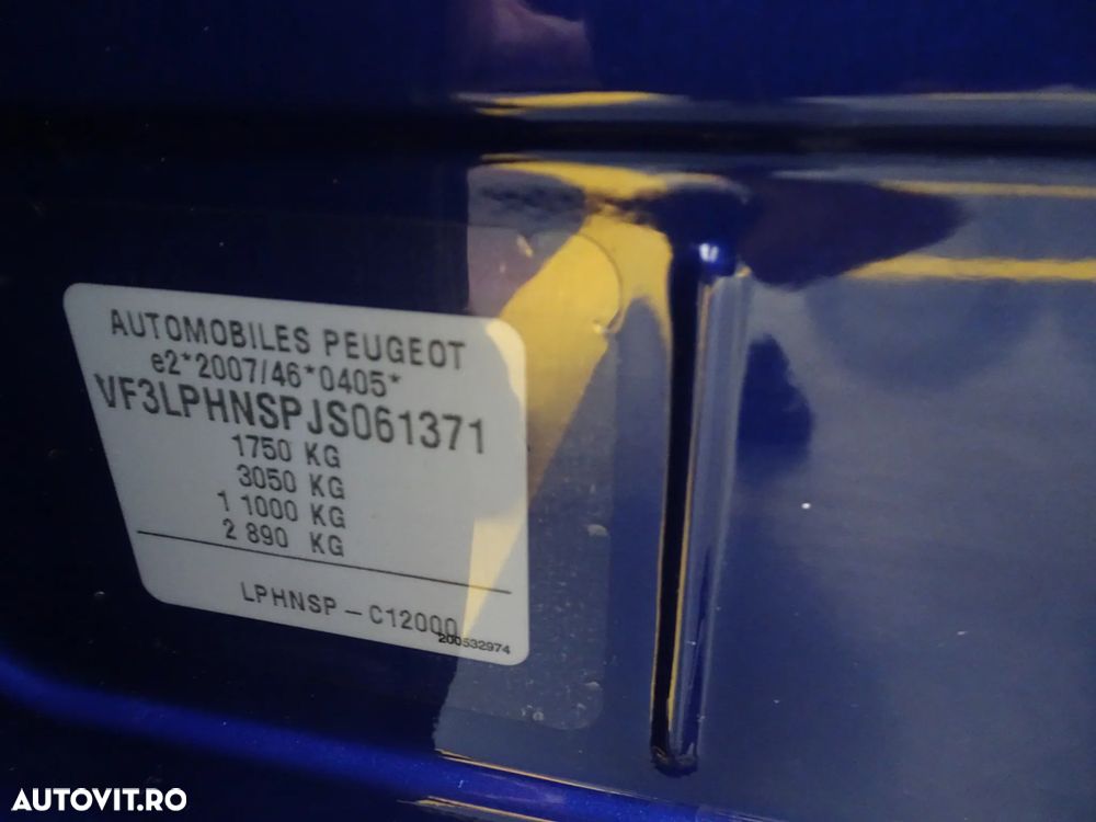 Peugeot 308 1.2 L PureTech Turbo S&S Allure - 26