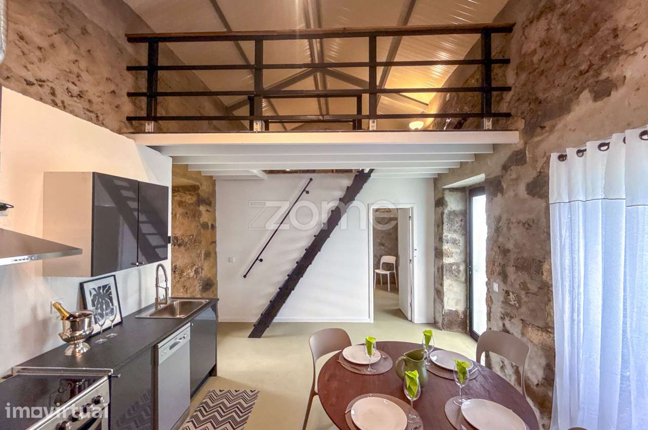 Moradia T1+1 Renovada e com Jardim nas Calhetas - Grande imagem: 4/40