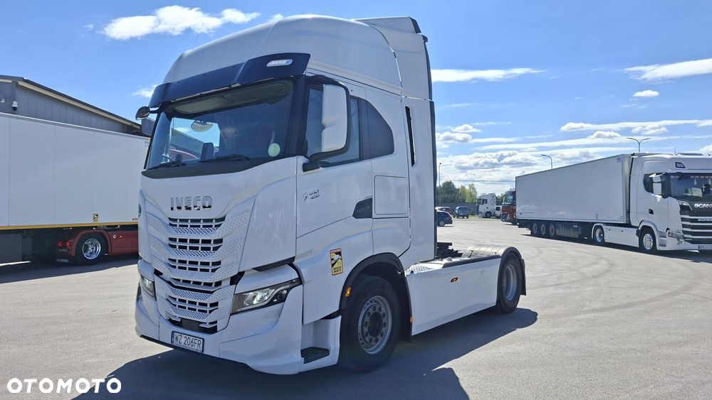 Iveco S-way 490 - 2