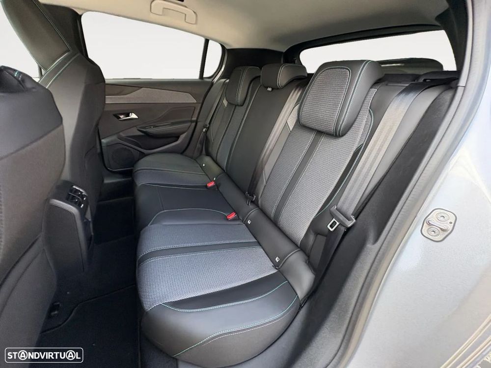 Peugeot 308 1.2 Hybrid Allure e-DCS6 - 14