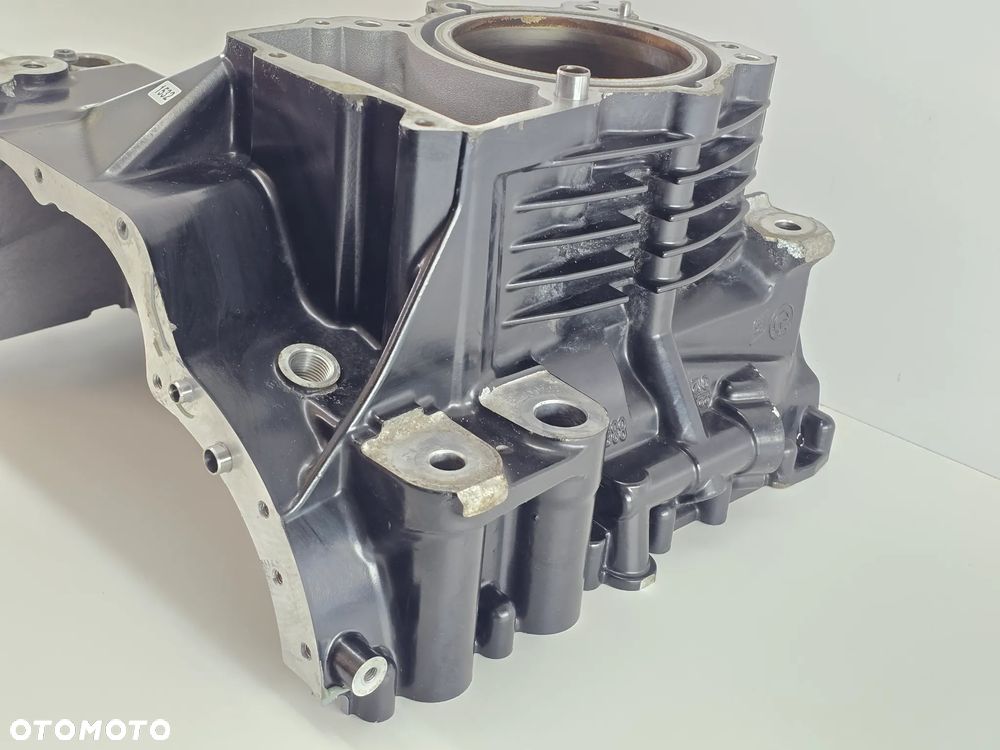 BLOK CYLINDER KARTER BMW 1250 - 5