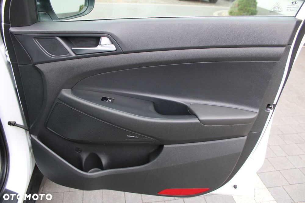Hyundai Tucson blue 1.6 CRDi 2WD DCT Premium - 27