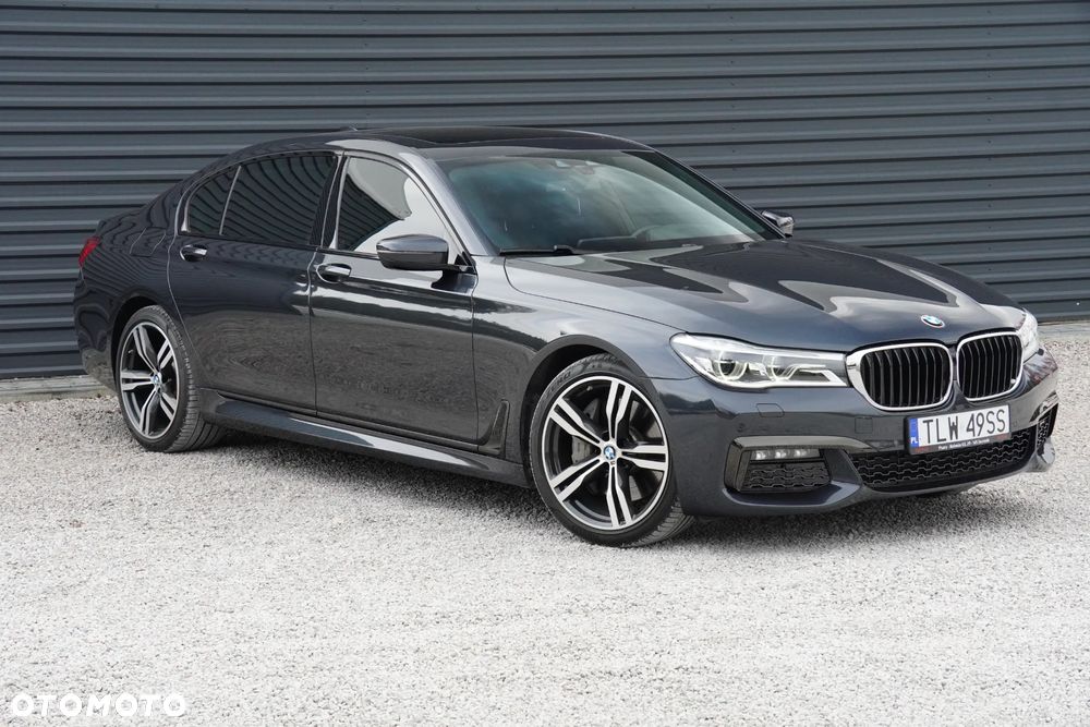 BMW Seria 7 750Li xDrive - 2