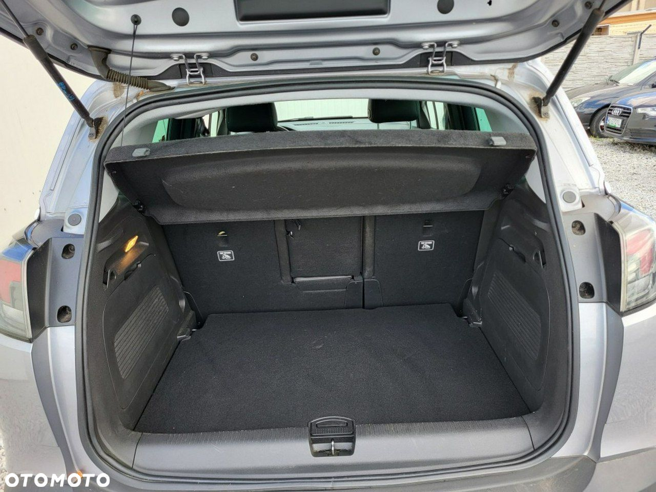 Opel Crossland - 16
