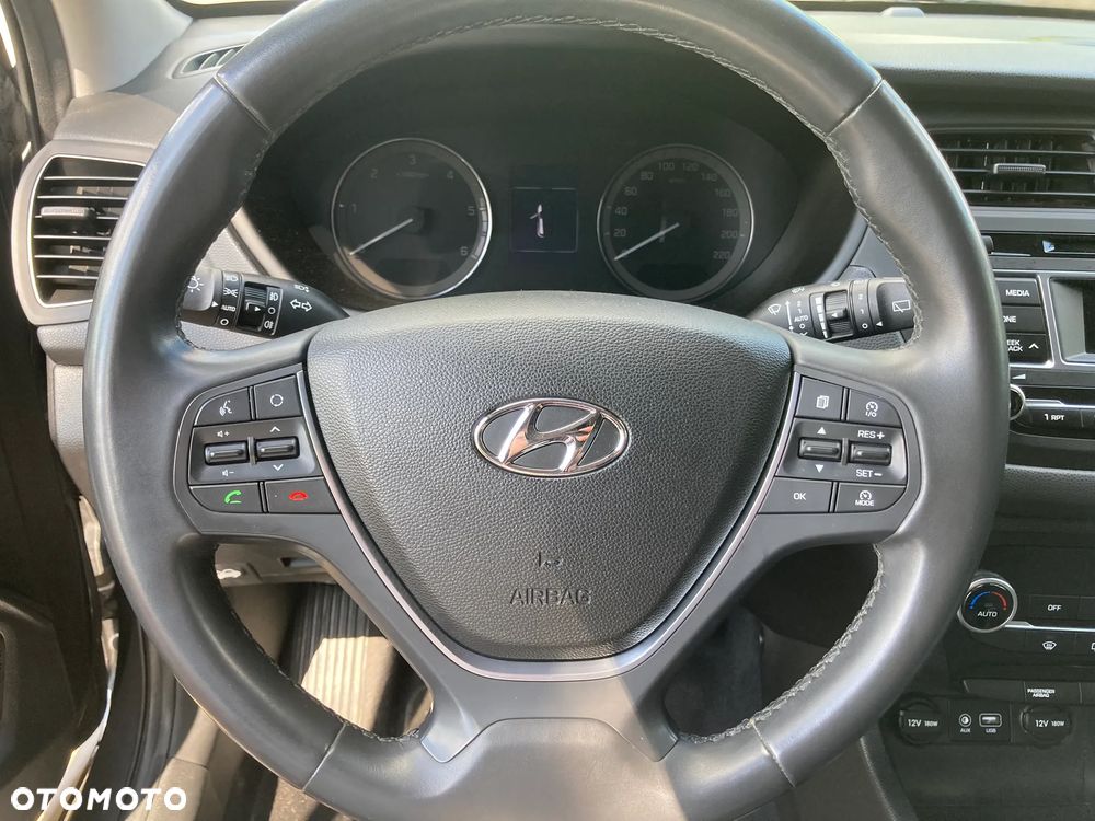 Hyundai i20 1.4 CRDi Premium - 11