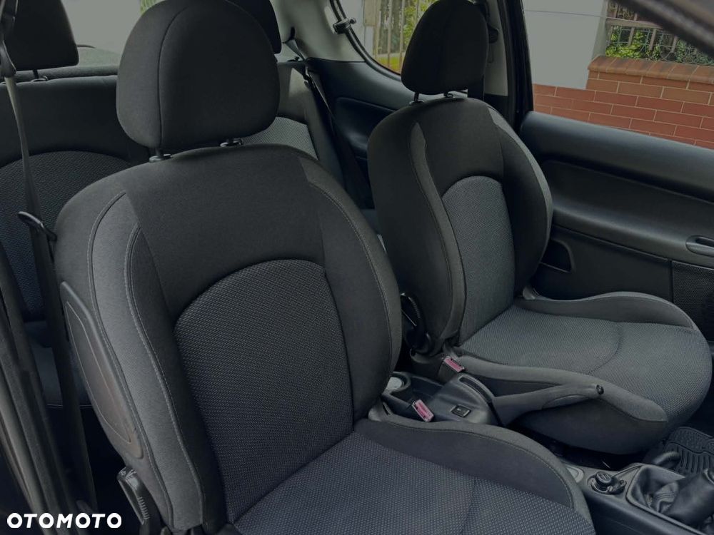 Peugeot 206 plus 75 - 24