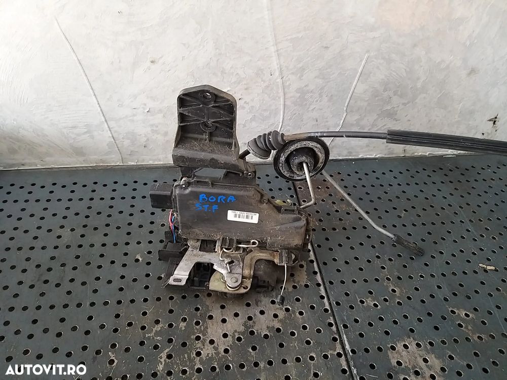 Broasca usa stanga fata vw bora 1j 13hc6x1837013h - 1