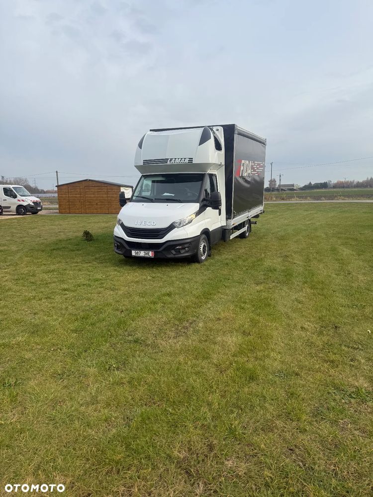 Mercedes-Benz Sprinter - 1