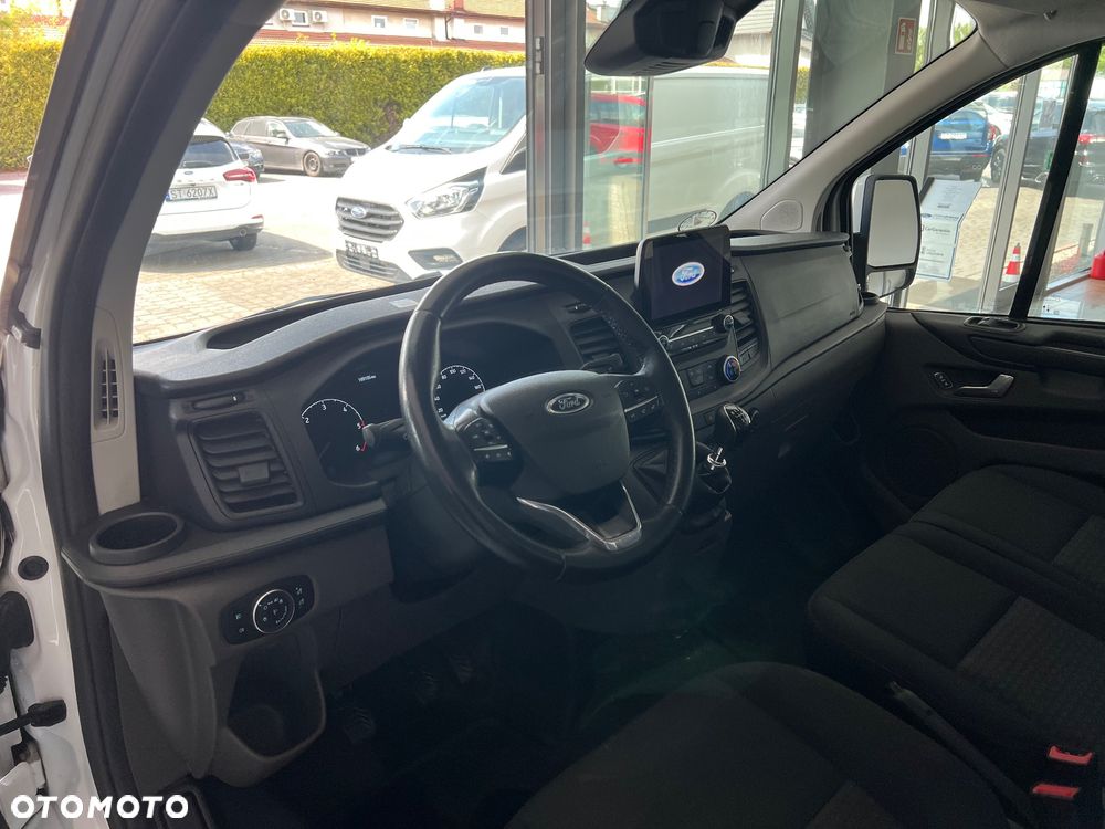 Ford Transit Custom - 23