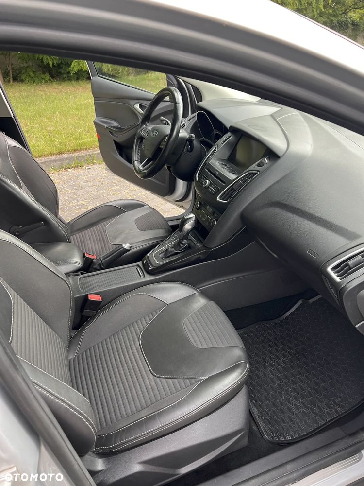 Ford Focus 2.0 TDCi Titanium ASS PowerShift - 29