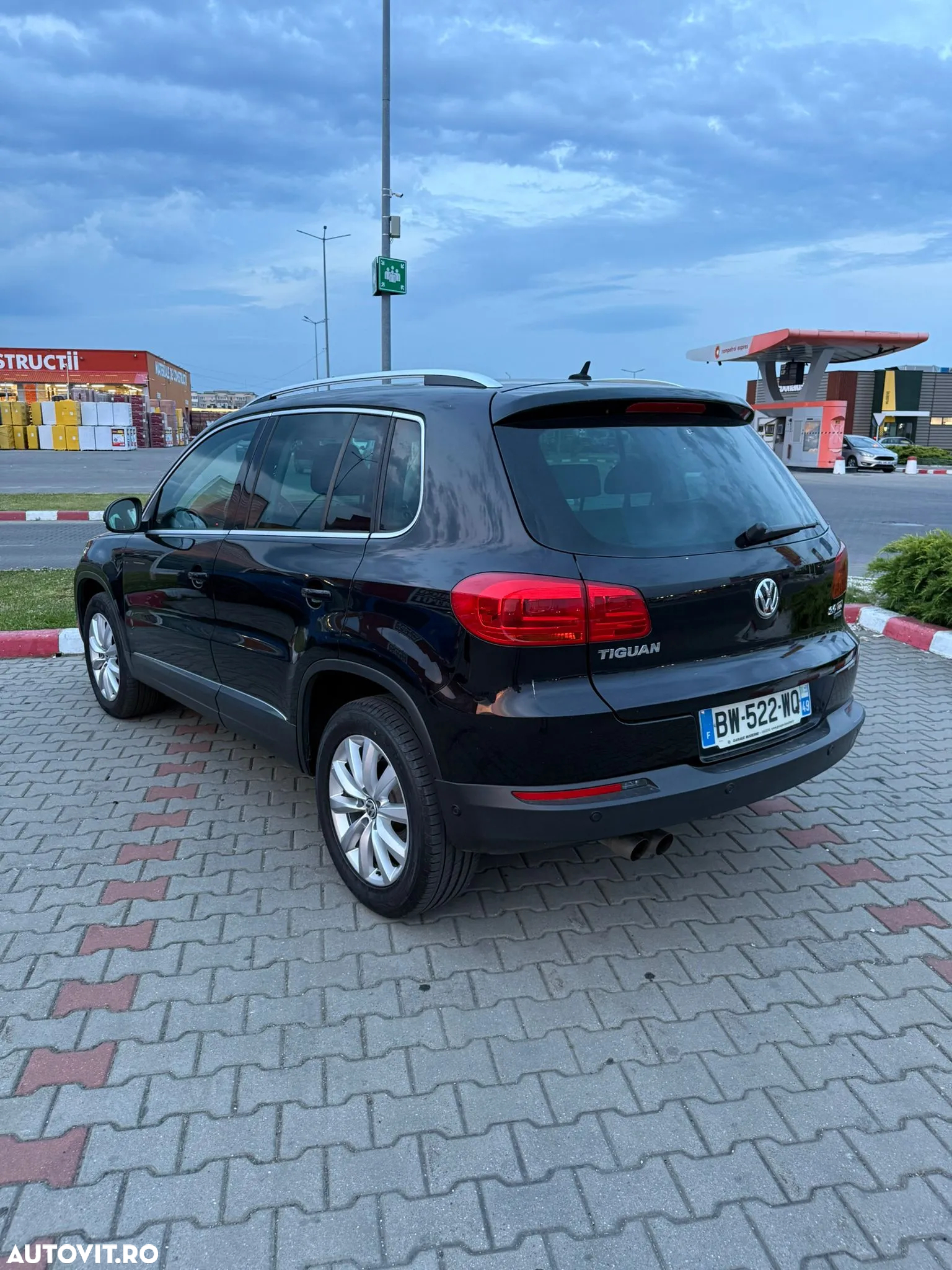 Volkswagen Tiguan 2.0 TDI BMT Sport & Style - 4