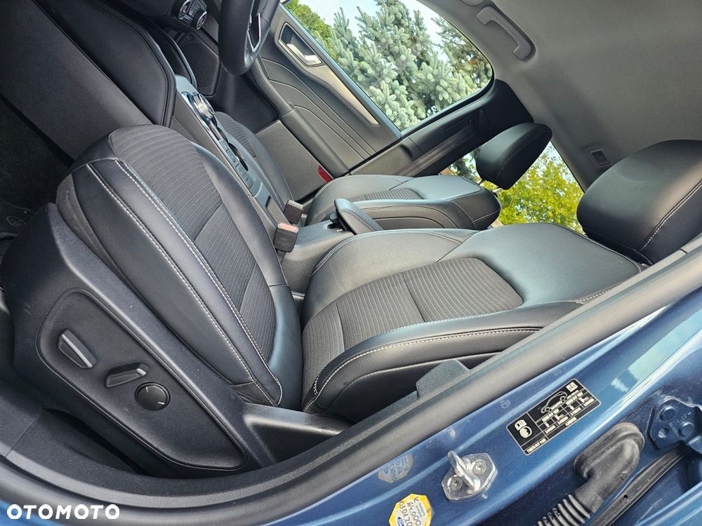 Ford Kuga 2.5 FHEV FWD Titanium X - 12