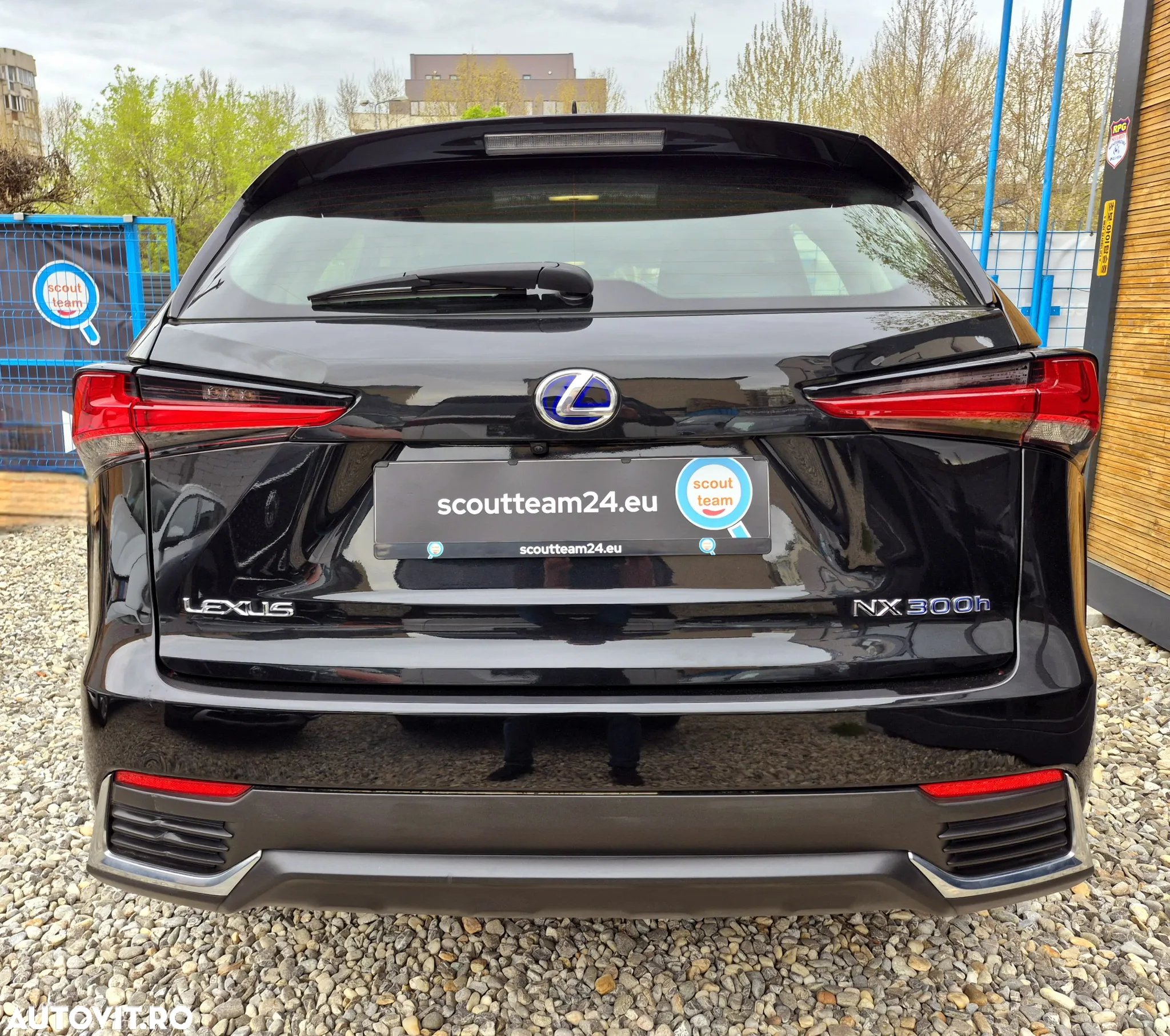 Lexus Seria NX - 4