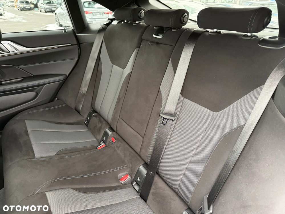 BMW Seria 4 430i xDrive M Sport - 32