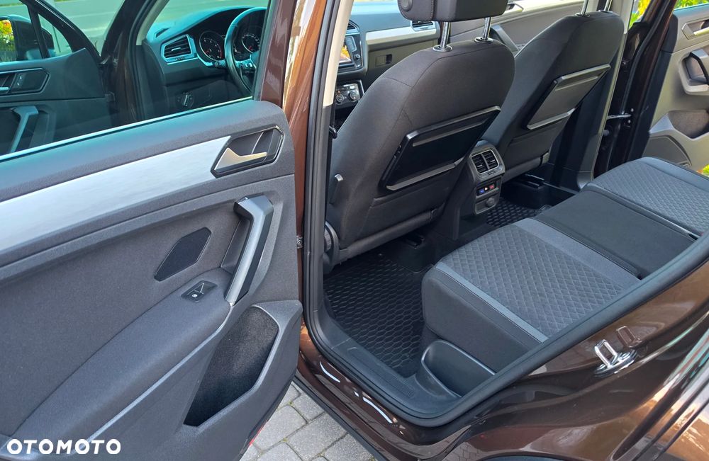 Volkswagen Tiguan 1.4 TSI BMT ACT Comfortline - 26