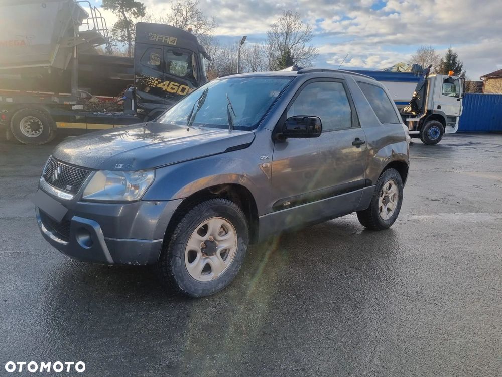 Suzuki Grand Vitara - 3