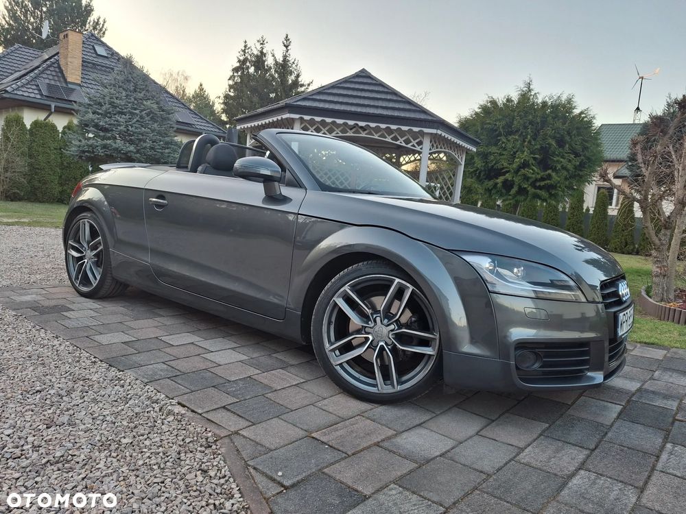 Audi TT Roadster - 16