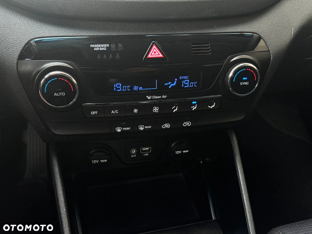 Hyundai Tucson blue 1.7 CRDi 2WD Style - 9