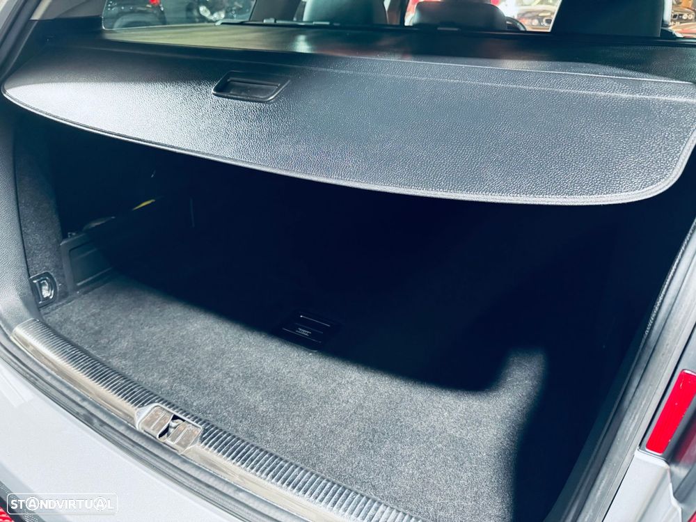 VW Passat Variant 2.0 TDi Highline DSG - 15