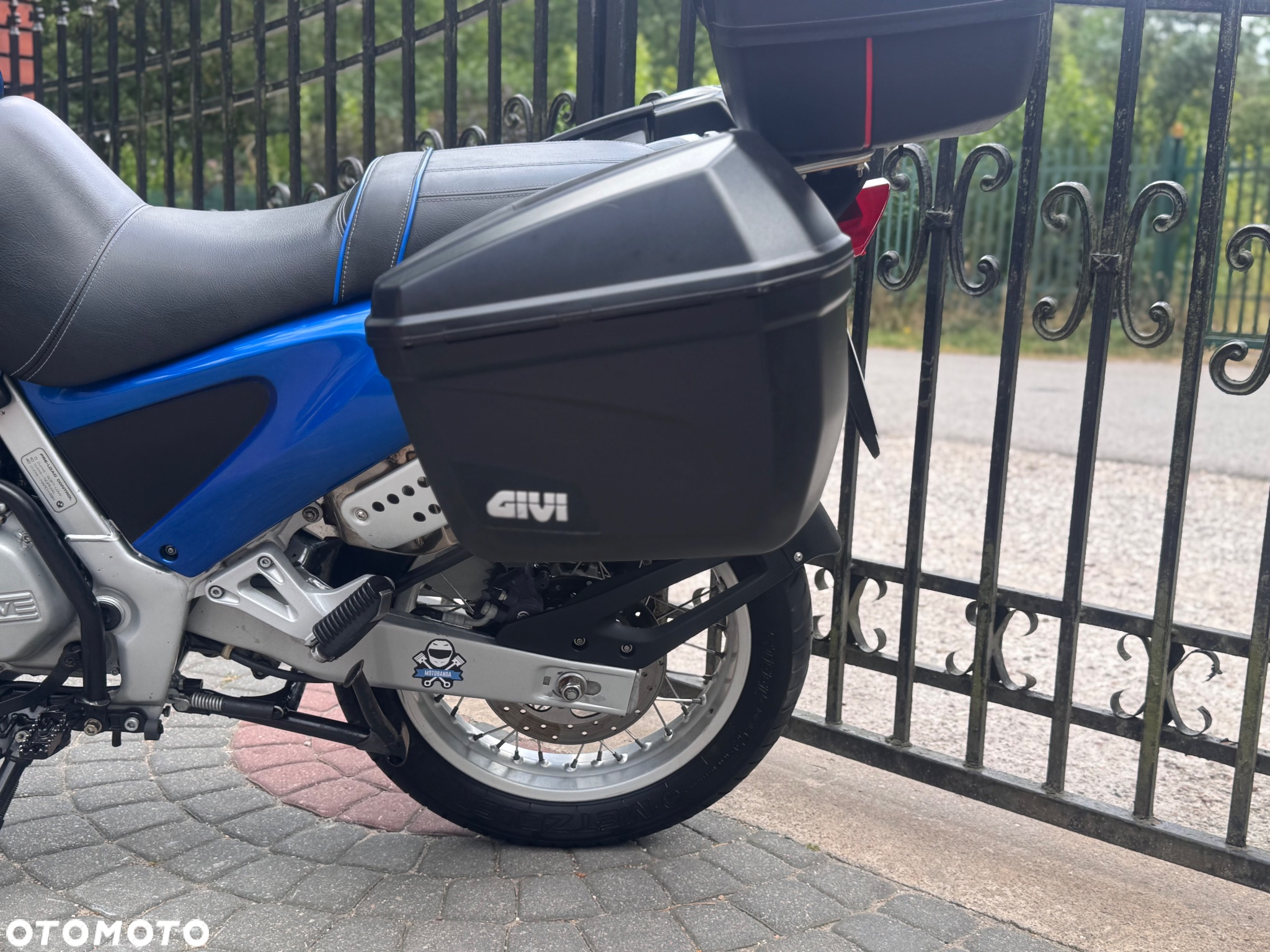 BMW F - 20