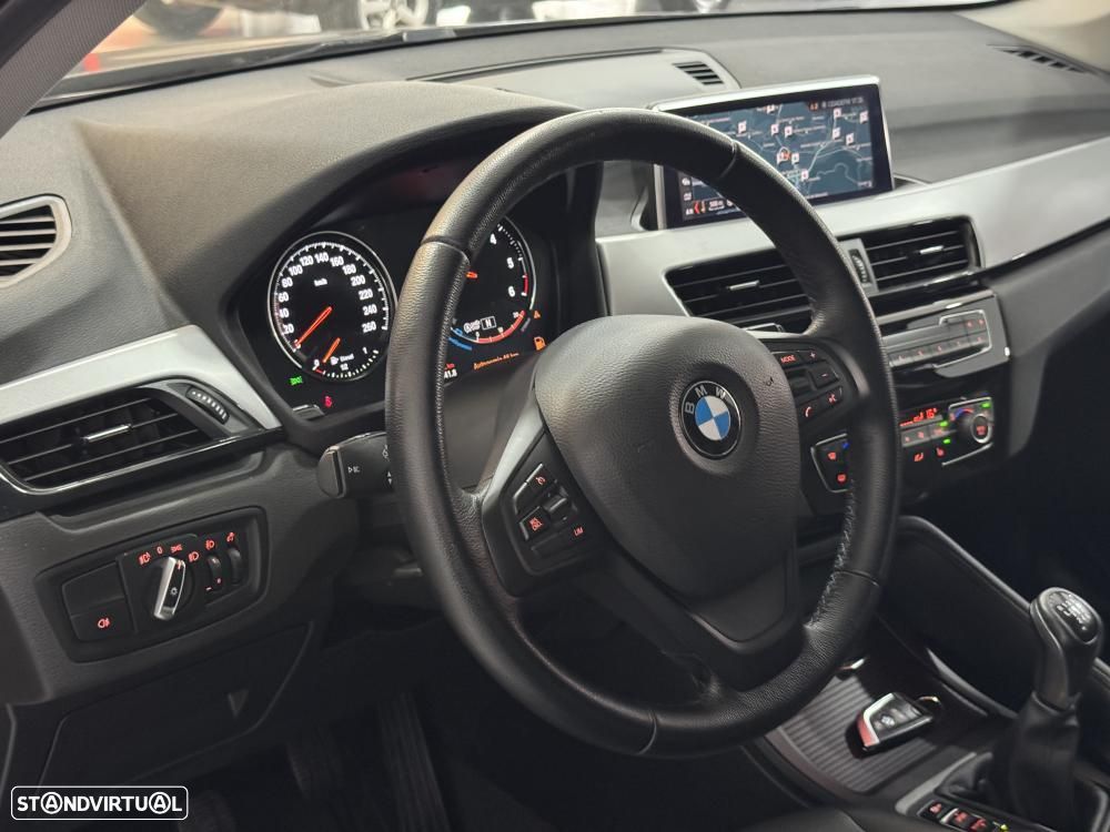 BMW X1 16 d sDrive Advantage - 28