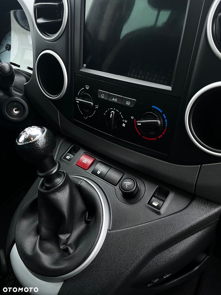 Citroën Berlingo Multispace BlueHDi 120 S&S SHINE - 24