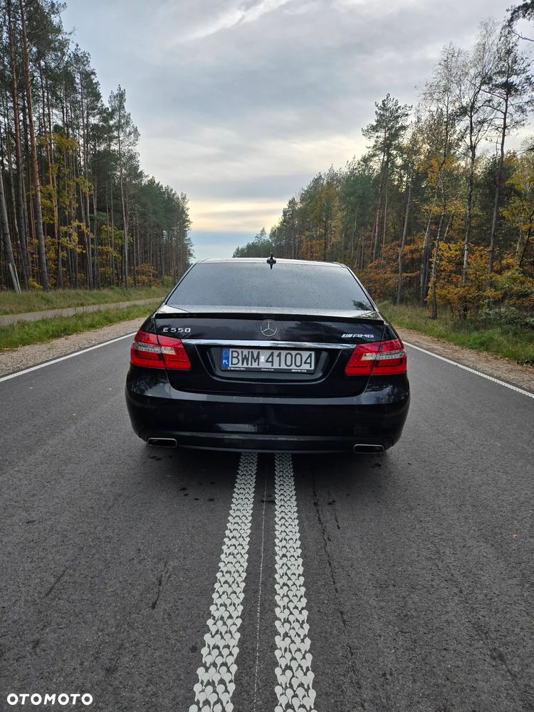 Mercedes-Benz Klasa E 500 4-Matic BlueEff Avantgarde - 5