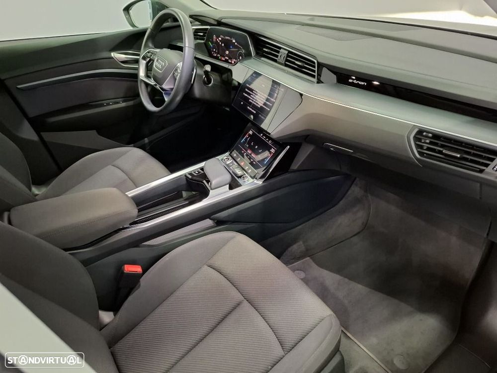 Audi Q8 e-Tron 55 quattro Advanced - 15