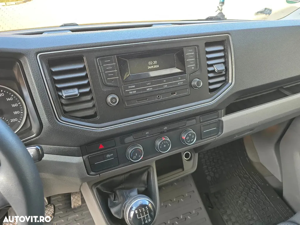 Volkswagen Crafter - 9