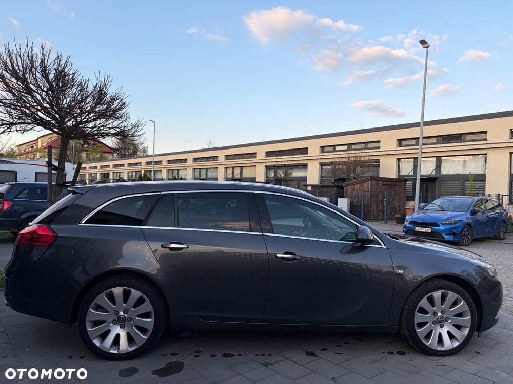 Opel Insignia 2.0 Turbo 4x4 Automatik Design Edition - 8